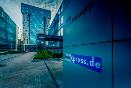 boxXpress Eingang Hamburg Harburg Channel 3